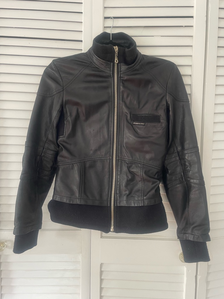 âMembers Onlyâ Vintage Black (Lambskin) Leather Zip-Front Women's Jacket